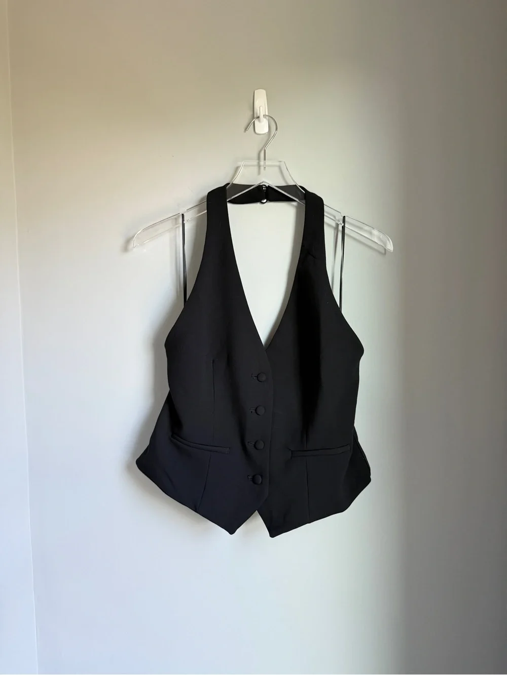Anthropologie vest halter